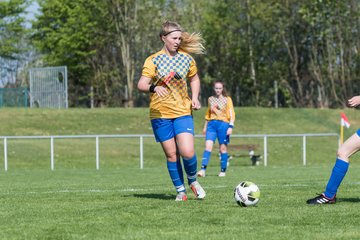Bild 90 - B-Juniorinnen Bramstedter TS - SSV Hennstedt : Ergebnis: 3:7